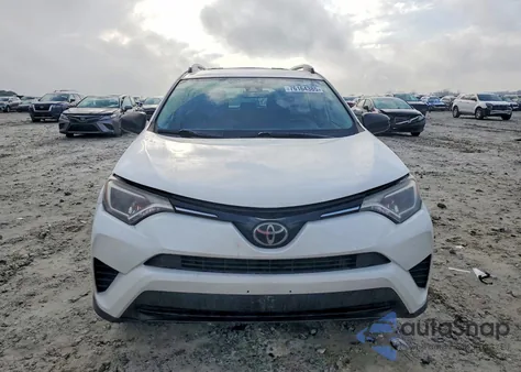 2018 Toyota Rav4 Le z USA, uszkodzony, nr VIN JTMZFREV8JJ726988